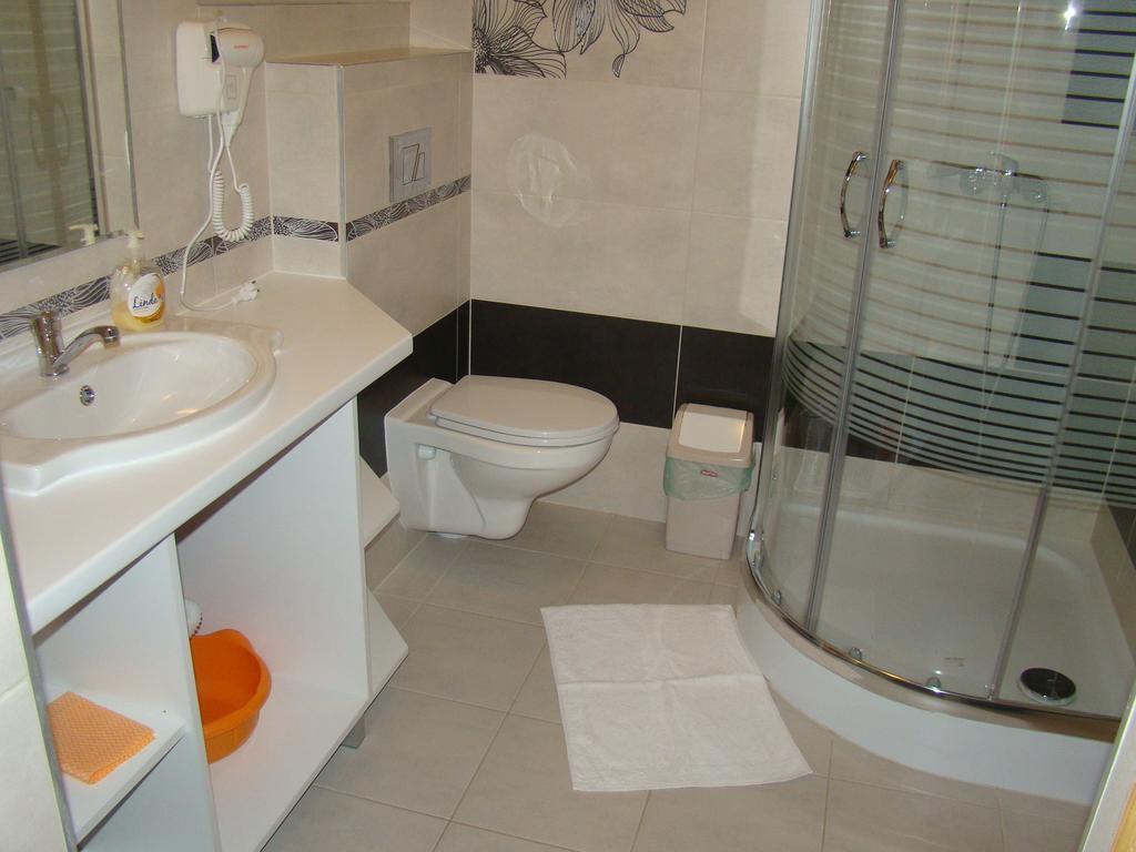 Willa Stenia Center Apartamenty Wisla Ruang foto